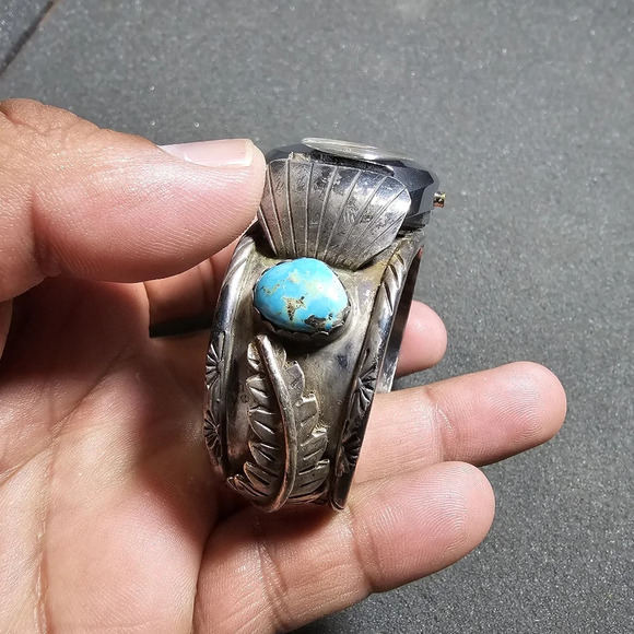 Sterling Silver And Turquoise Navajo Native American Watch Cuff Signed TJV Heavy - Picture 4 of 12